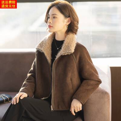 小个子妈妈冬装外套2025新款洋气时尚加绒加厚冬季上衣服中老年女