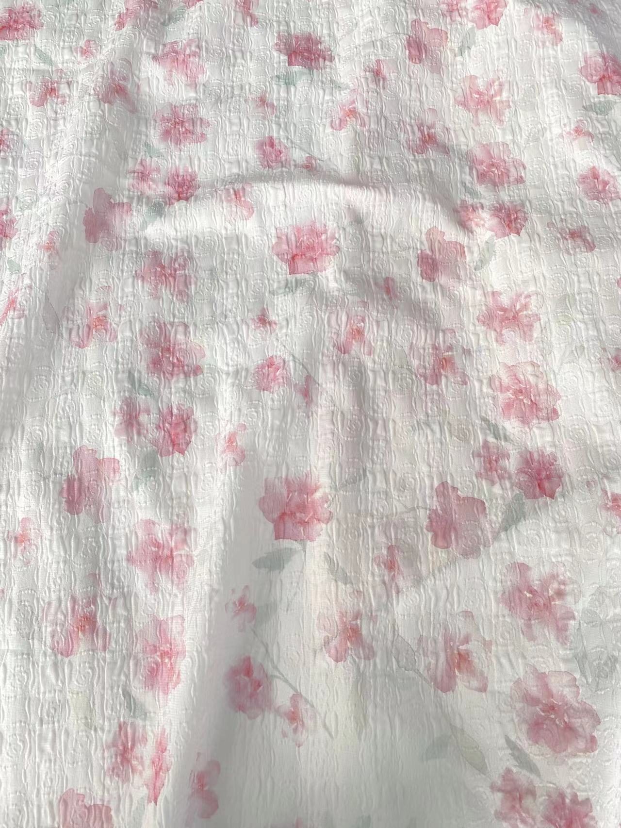 夏季浮雕肌理感提花雪纺面料娃娃裙连衣裙荷花印花亲子装服装布料