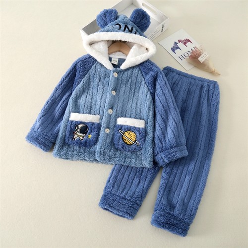 小男孩法兰绒家居服卡通秋冬季