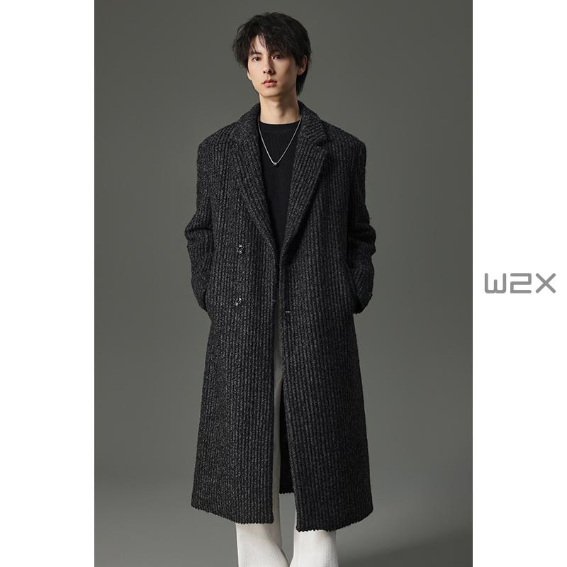 竖条纹风格加厚羊毛呢大衣