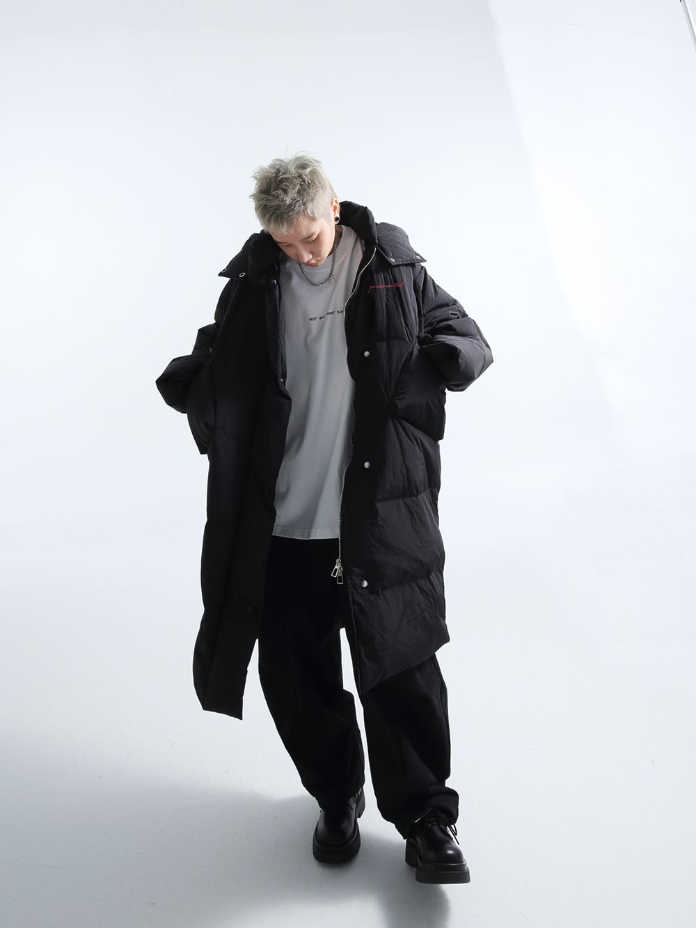 云朵包裹的温暖感复古连帽羽绒服