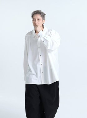 04/09 AM20:00限时8折 廓肩小翻领OVERSIZE男女衬衫 清冷一秒切换