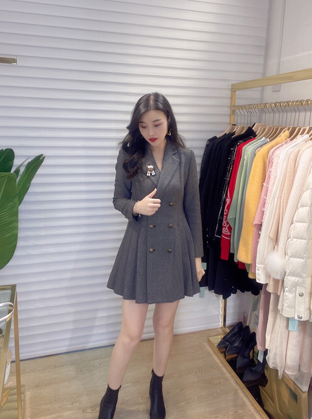 特  新款复古经典百搭修身显瘦西服百褶气质连衣裙