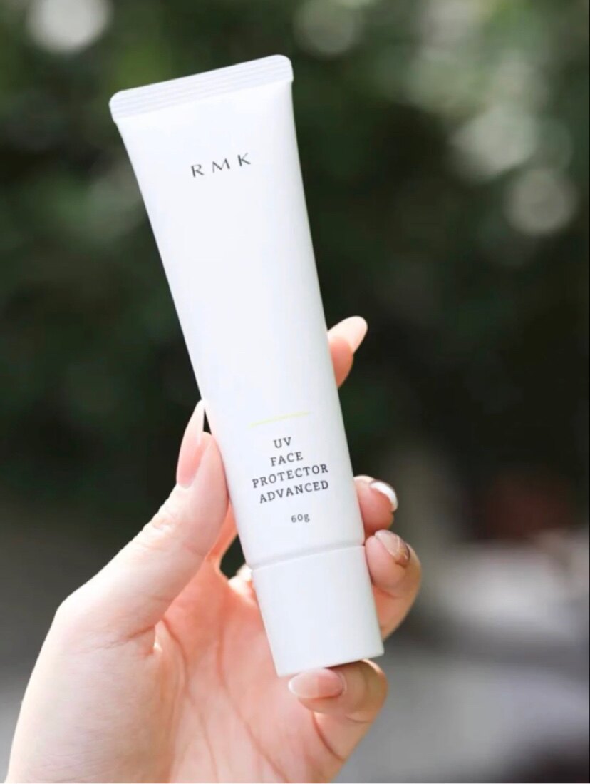 新版日本rmk uv防晒乳霜50g清爽保湿不油腻spf50pa