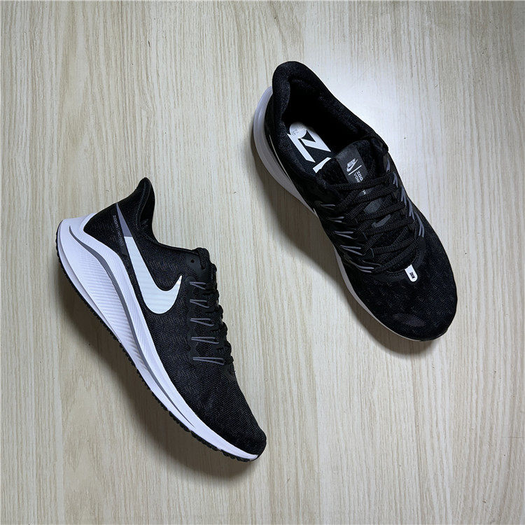 耐克 nike air zoom vomero14 低帮缓震气垫休闲跑鞋 ah7857-011