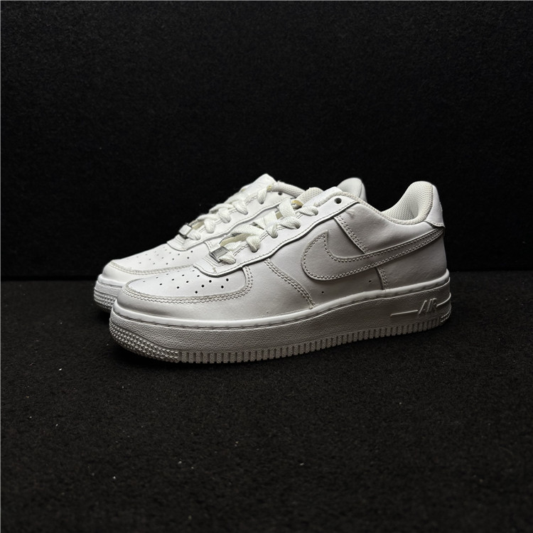 耐克 Nike Air Force 1Low 女子纯白空军一号低帮板鞋 314192-117