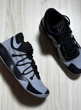 耐克 Nike KD Trey 5 V 杜兰特简版耐磨实战篮球鞋 897638-010