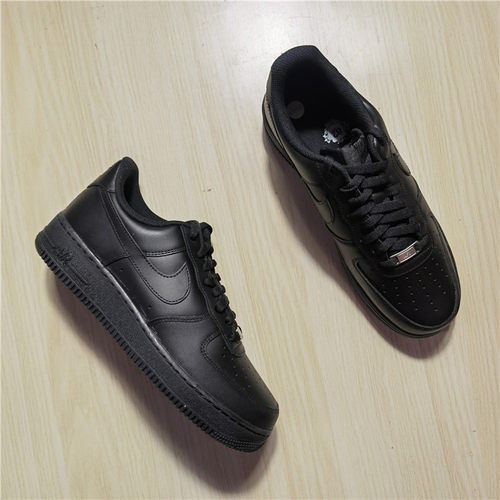 AF1黑武士低帮休闲板鞋