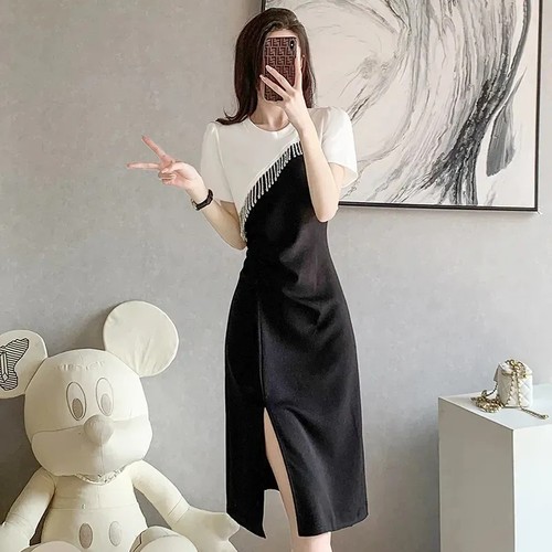 大码胖MM300斤设计感不对称小香风裙子收腰开叉遮肚子连衣裙女夏