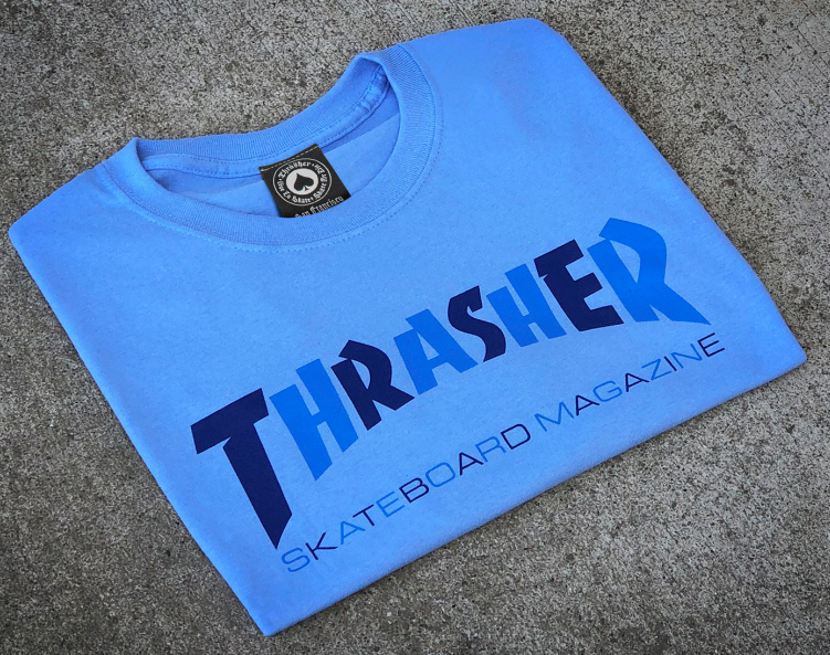 【新款配色】thrasher  美版淡蓝色间隔渐变火焰字母短袖t恤情侣