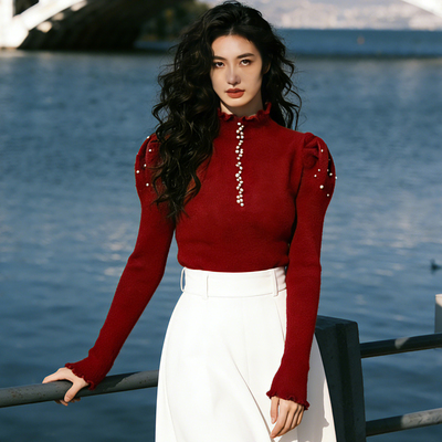 轻熟优雅风红色高领镶钻针织衫