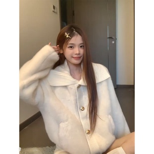 QDQD 甜美可爱风软糯大翻领仿皮草冬季气质高级感白色毛毛外套女
