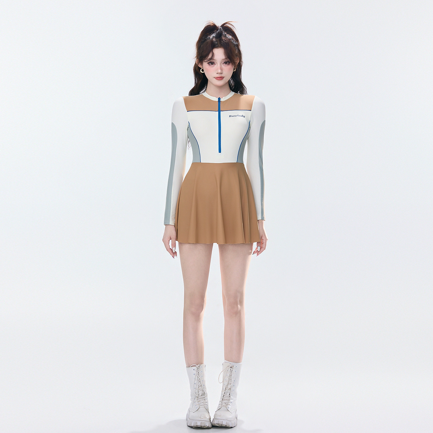 泳衣女2026新款平角长袖防晒保守微胖显瘦遮肉冲浪服款泡温泉泳装