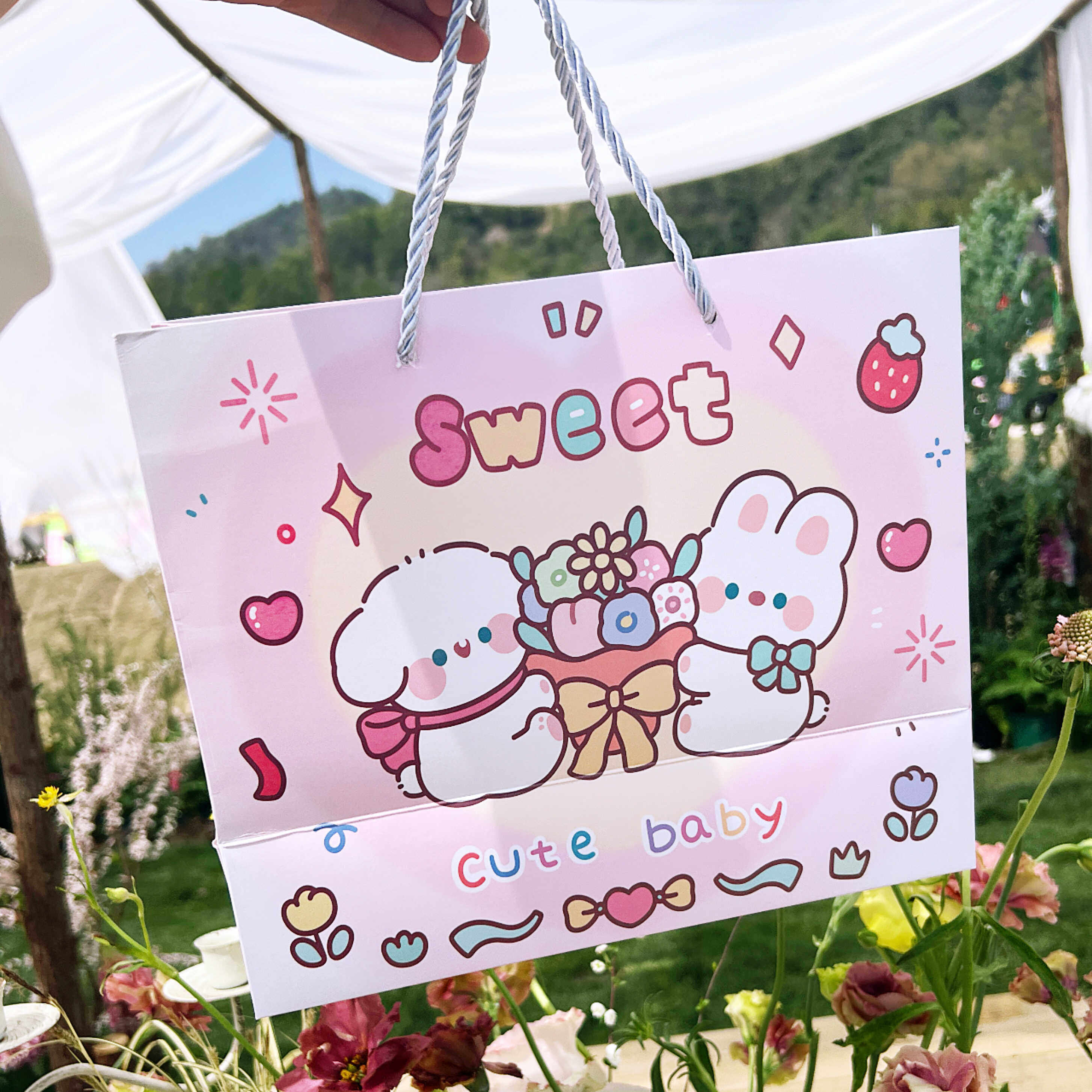 原创少女心可爱兔子礼品袋大号加厚卡通生日手提袋表白礼物纸袋子