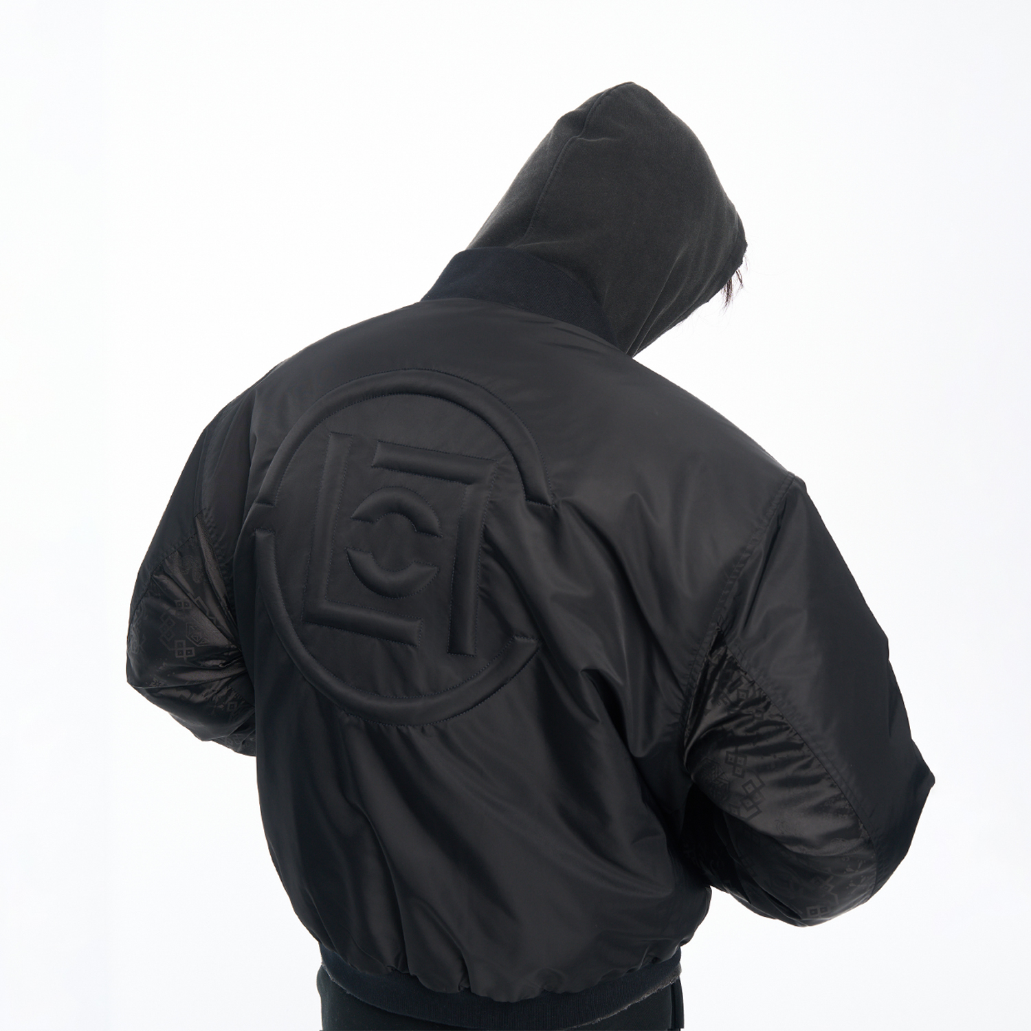 AFGKxCLOTTEE联名丝绸MA1棉服