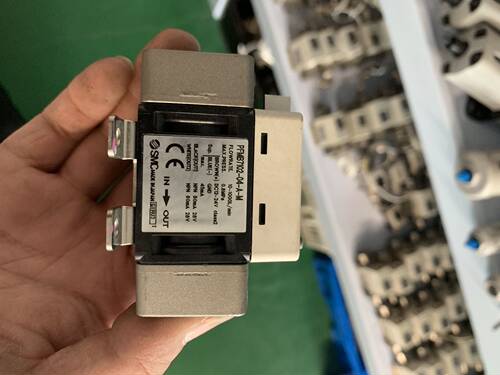 SMC PFMB7102-04-A-M 气体流量计  原装进口 流量10-1000L/min