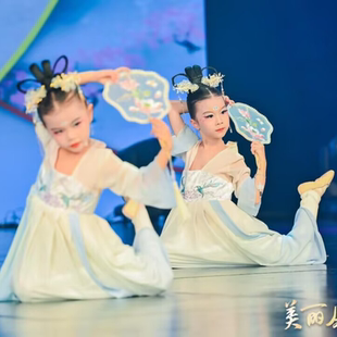 胭脂妆儿童汉服春三月桃花笑演出服古典采花姑娘民族小酒馆采花仙