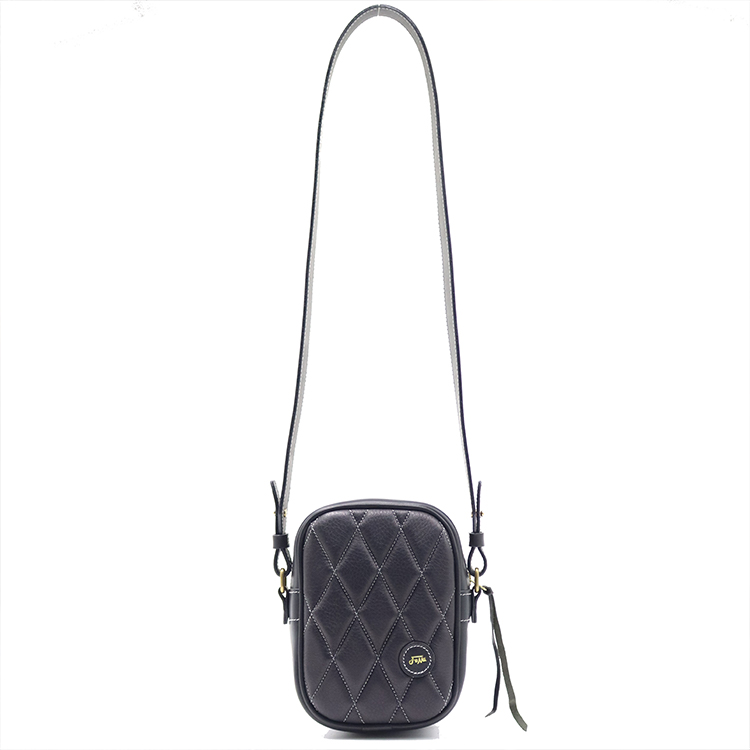 FO.NA.植鞣牛皮真皮手作复古机车菱形格单肩小方包宽背带男女款