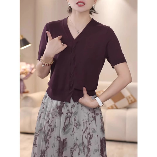 天丝V领短袖显瘦百搭针织衫女