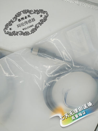 XS3F-M421-401-R 402 405 M422全新现货传感器连接线连接电缆质保