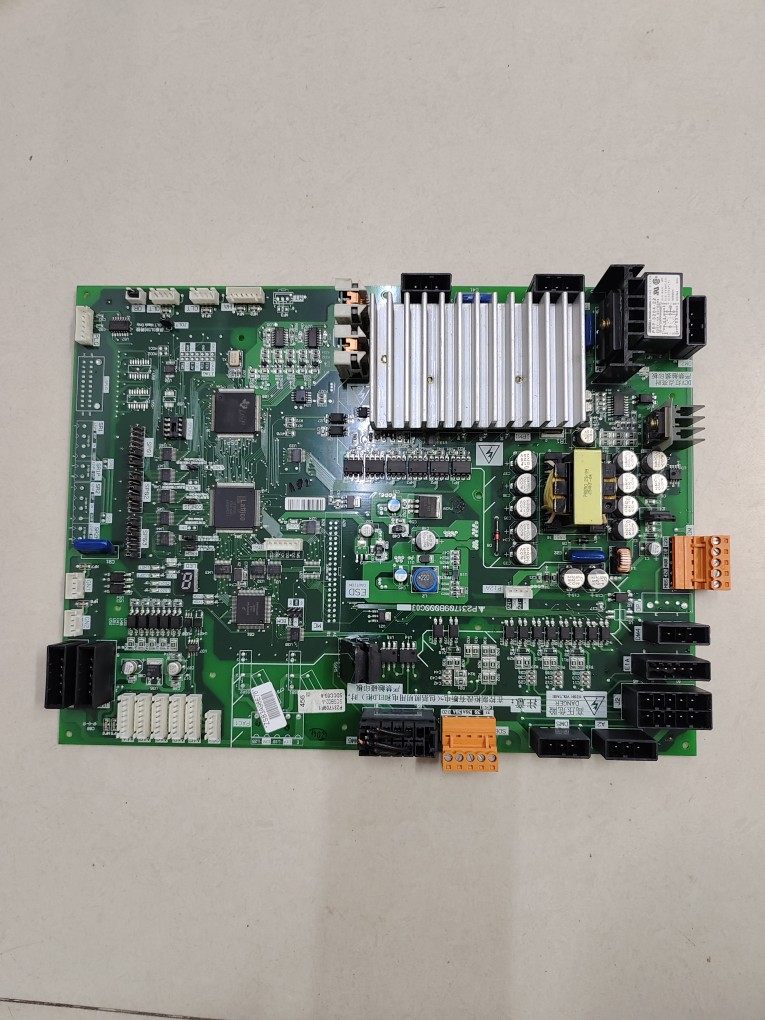 P231709F1 ZSB3A98E76 P231709B000G03 三菱货梯门控制板