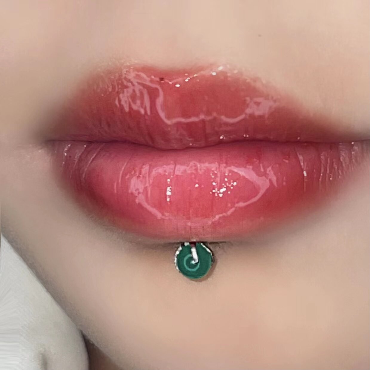 SATANS CHILD SEA SALT SODA LIP STUDS INSTAGRAMS BABES DIMPLE STUDS EAR STUDS SWEET COOL PIERCING JEWELRY TIDE
