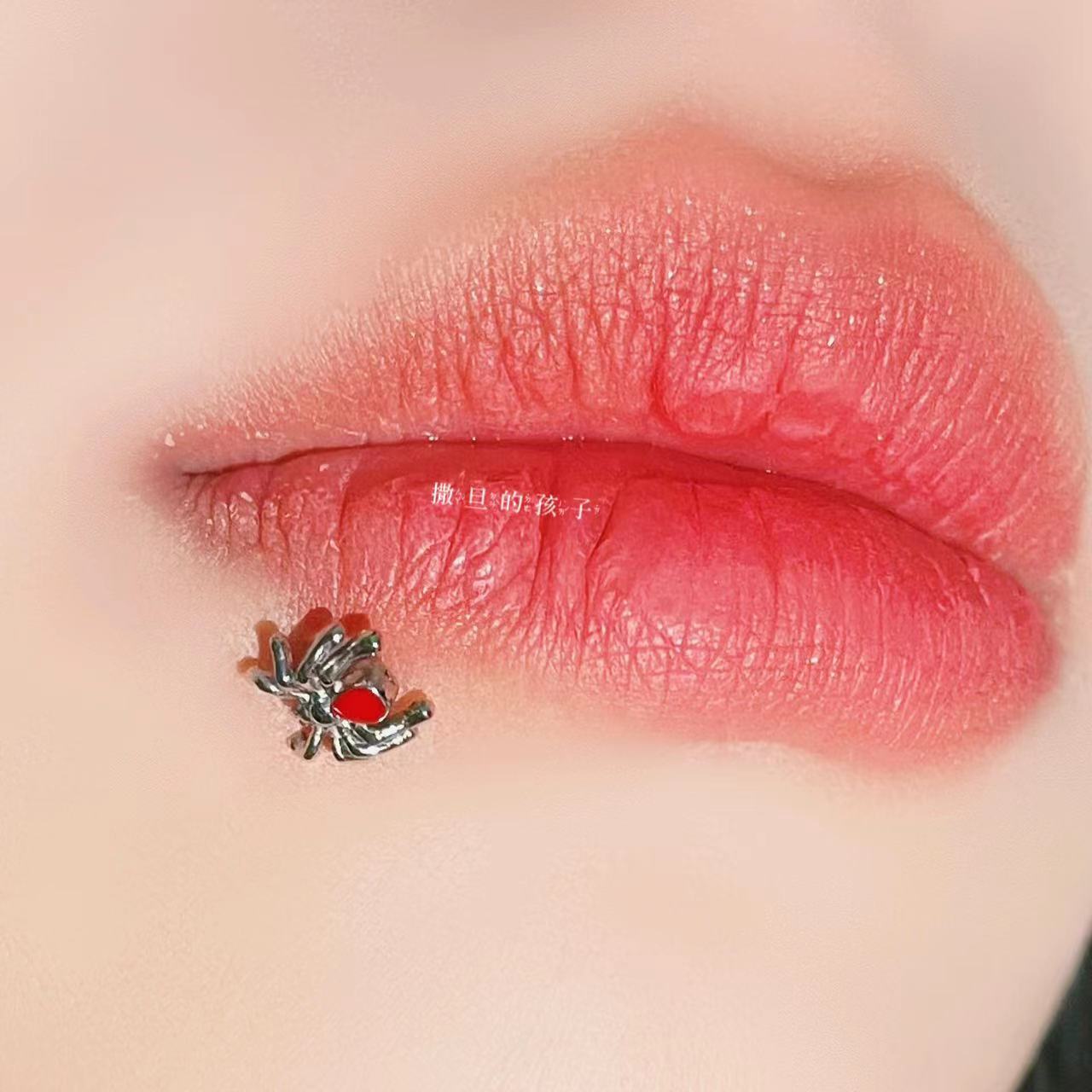 SATANS CHILD THREE-POINT SPIDER LIP STUD SPICE PUNK SWEET COOL LIP RING REPLACEMENT STUD EAR SKULL STUD PIERCING JEWELRY