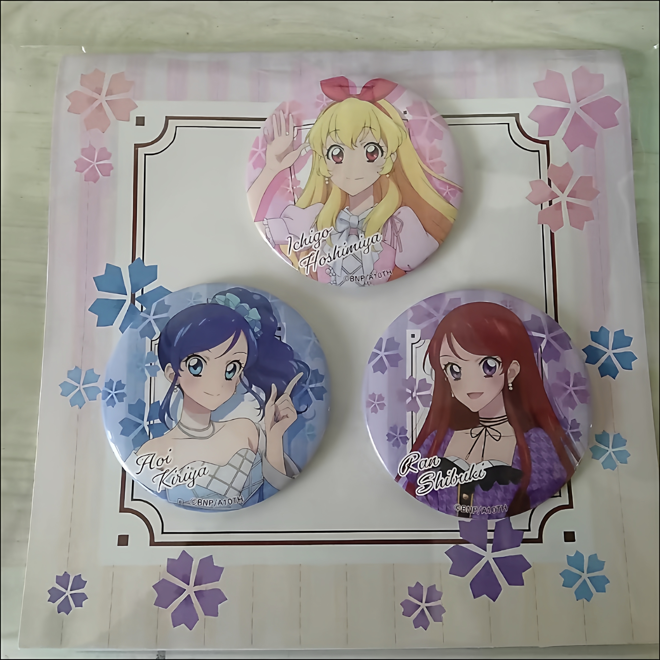 日谷散货 偶像活动 Soliel 樱花吧唧徽章 一套3个 现货