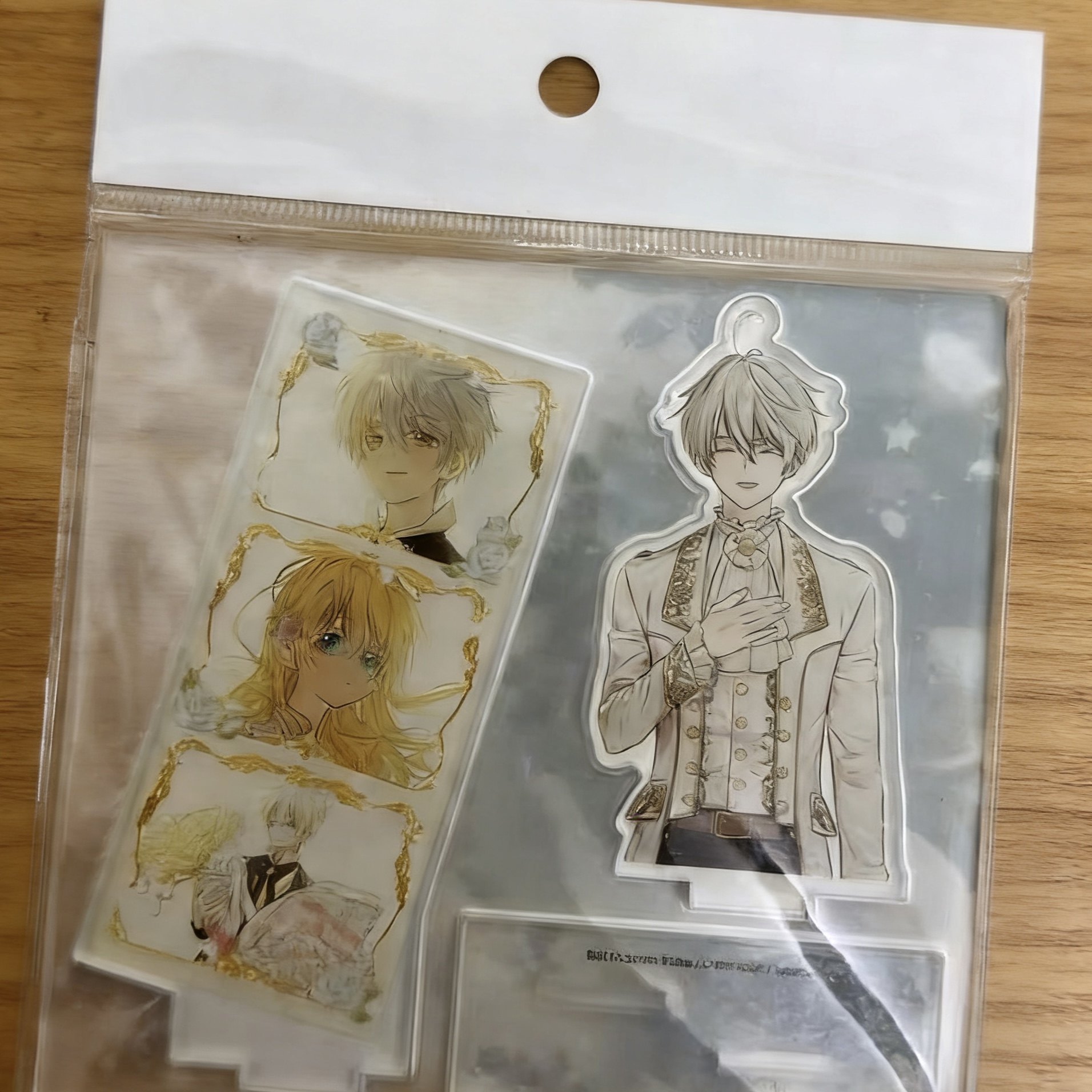 韩散某天成为公主韩咖立牌克劳德立牌伊尔希娅韩咖立牌原袋未拆,模玩/动漫/周边/娃圈三坑/桌游,动漫徽章/立牌,淘宝优惠券,粉丝福利购,淘宝优惠卷