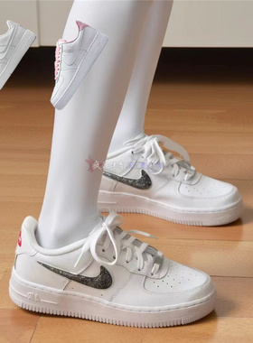 Nike Air Force 1耐克女子空军一号运动休闲板鞋FV5951  HV4403