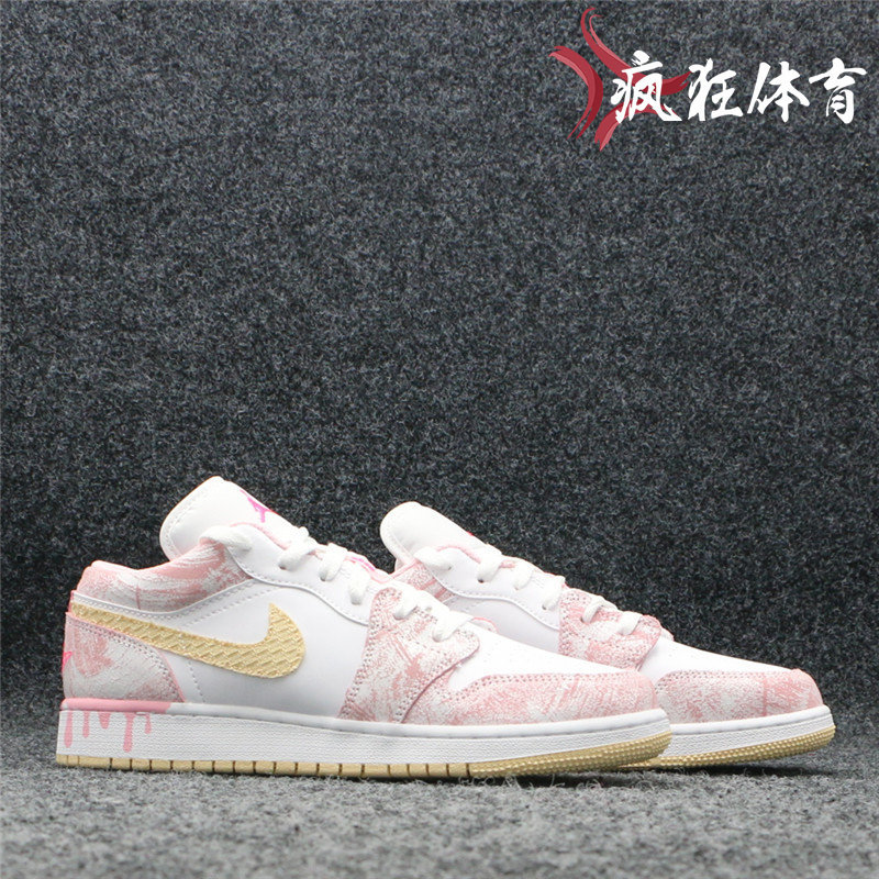 JORDAN白粉金钩低帮休闲篮球鞋