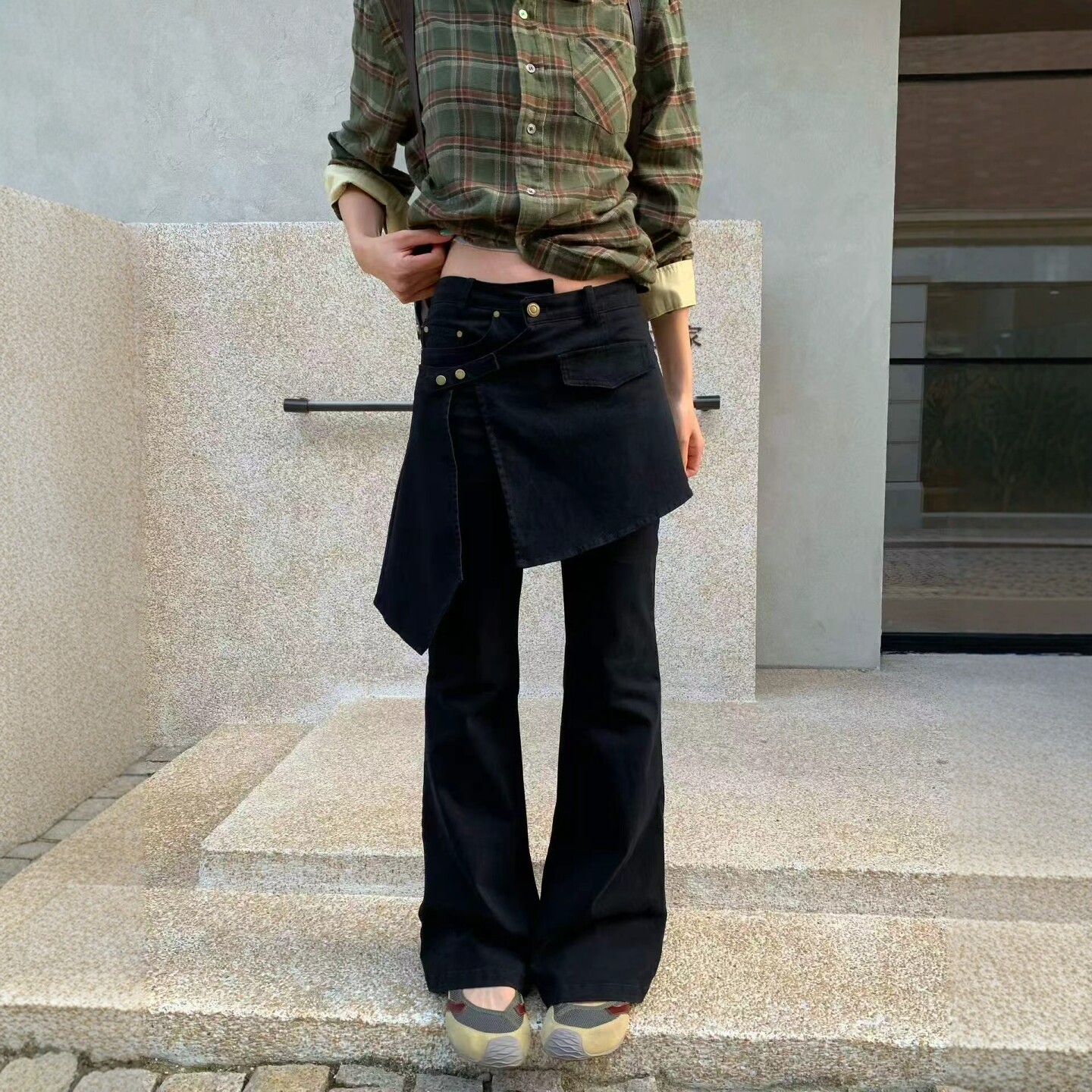 不规则屁帘拼接百搭休闲喇叭裤