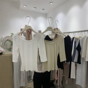 BABY2026春季新款极简风U领五分袖T恤女修身显瘦百搭纯色打底上衣