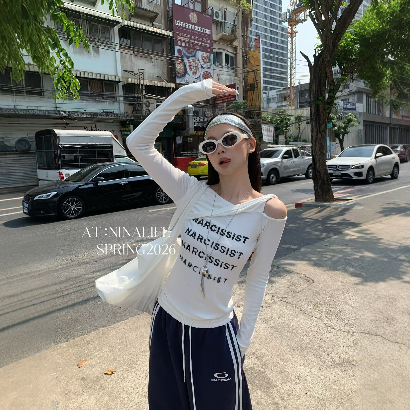 2026春季新款韩版小众设计性感露肩字母印花修身显瘦打底长袖T恤