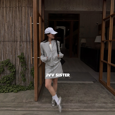 拉链开衫休闲外套打底短裙两件套