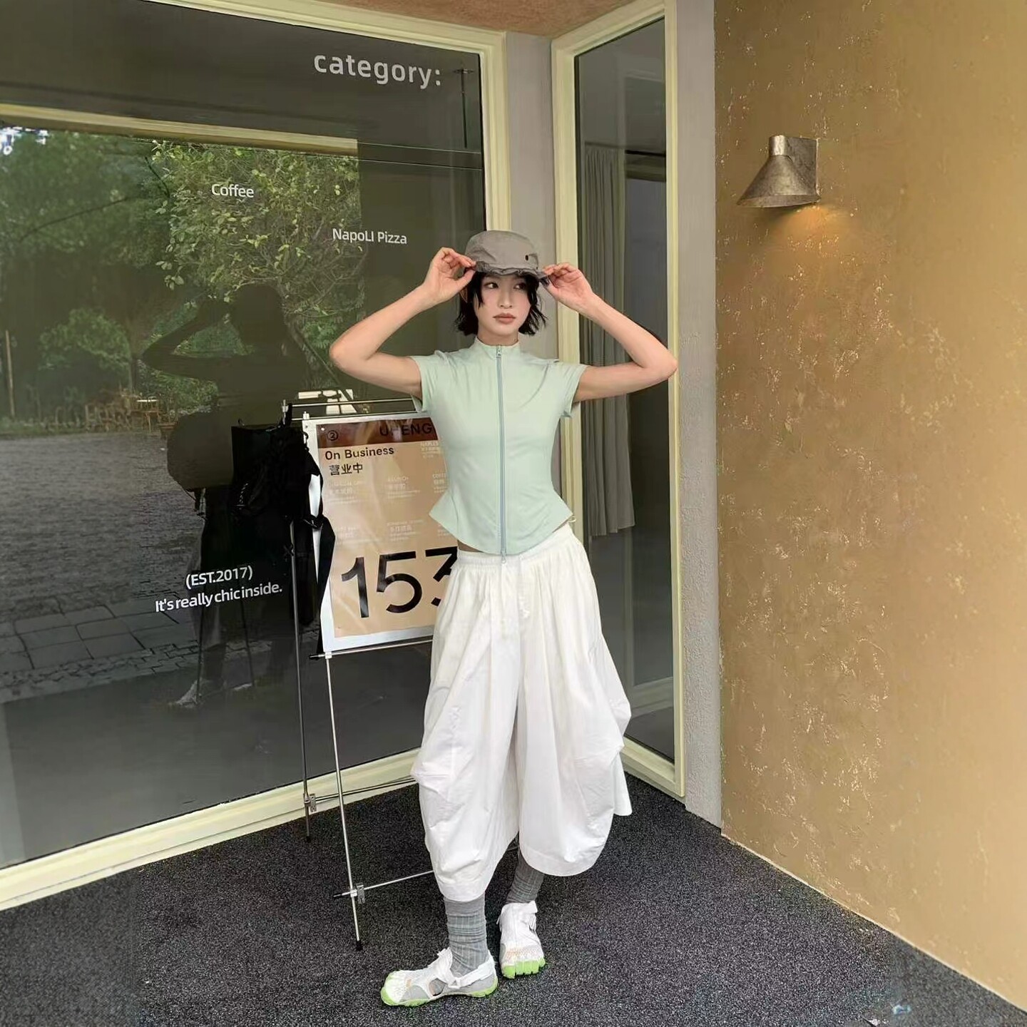 设计感个性褶皱百搭七分裤