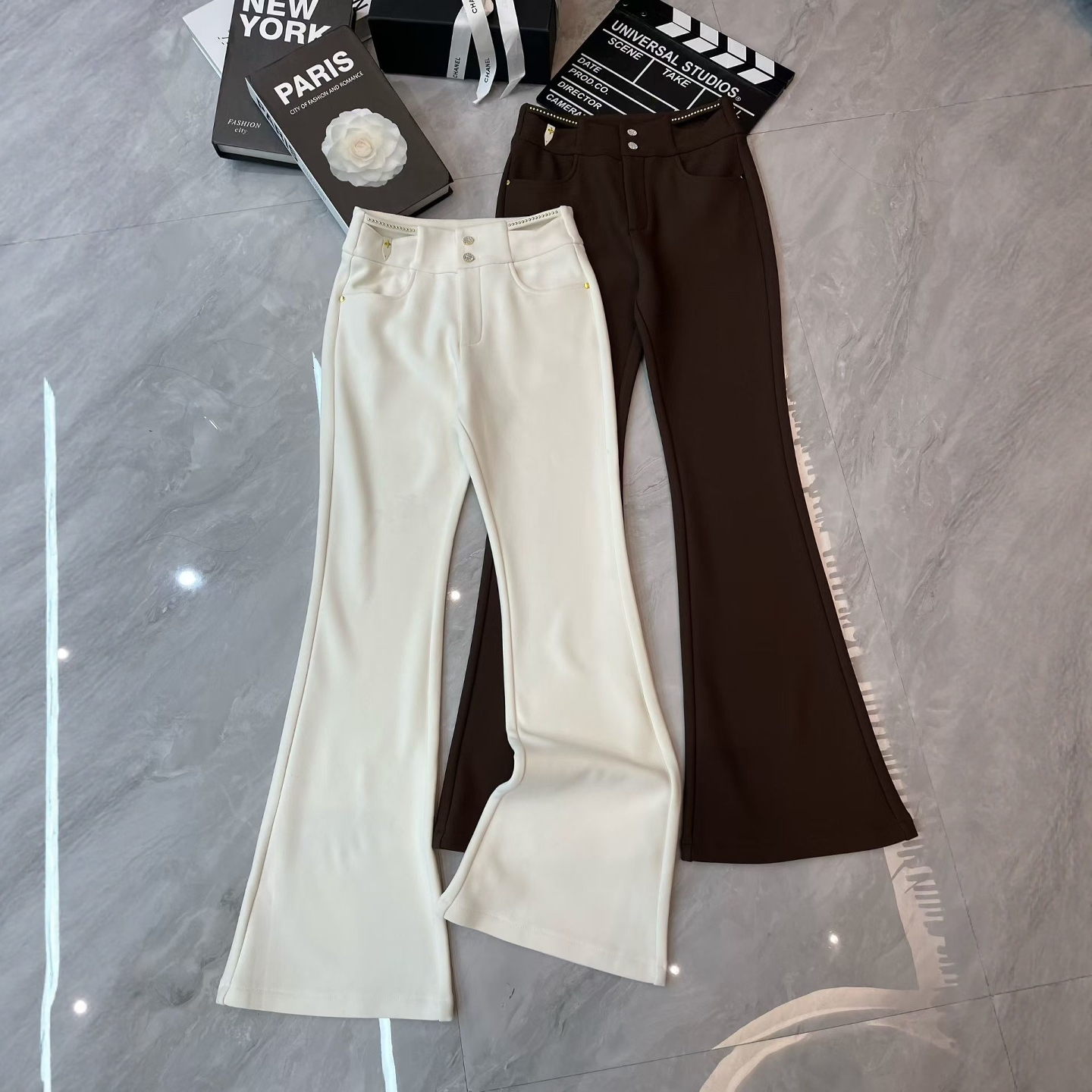 修身显瘦百搭网红喇叭裤女秋