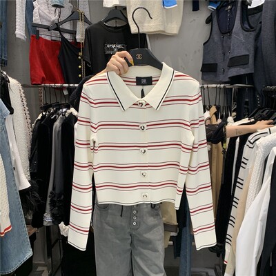 高级感爱心单排扣百搭条纹针织衫