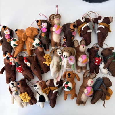 39包邮/巨亏清货！尼泊尔手工羊毛毡动物背包小熊小狗挂件玩偶