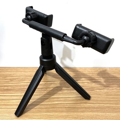 旋转手持两机位桌面三脚架