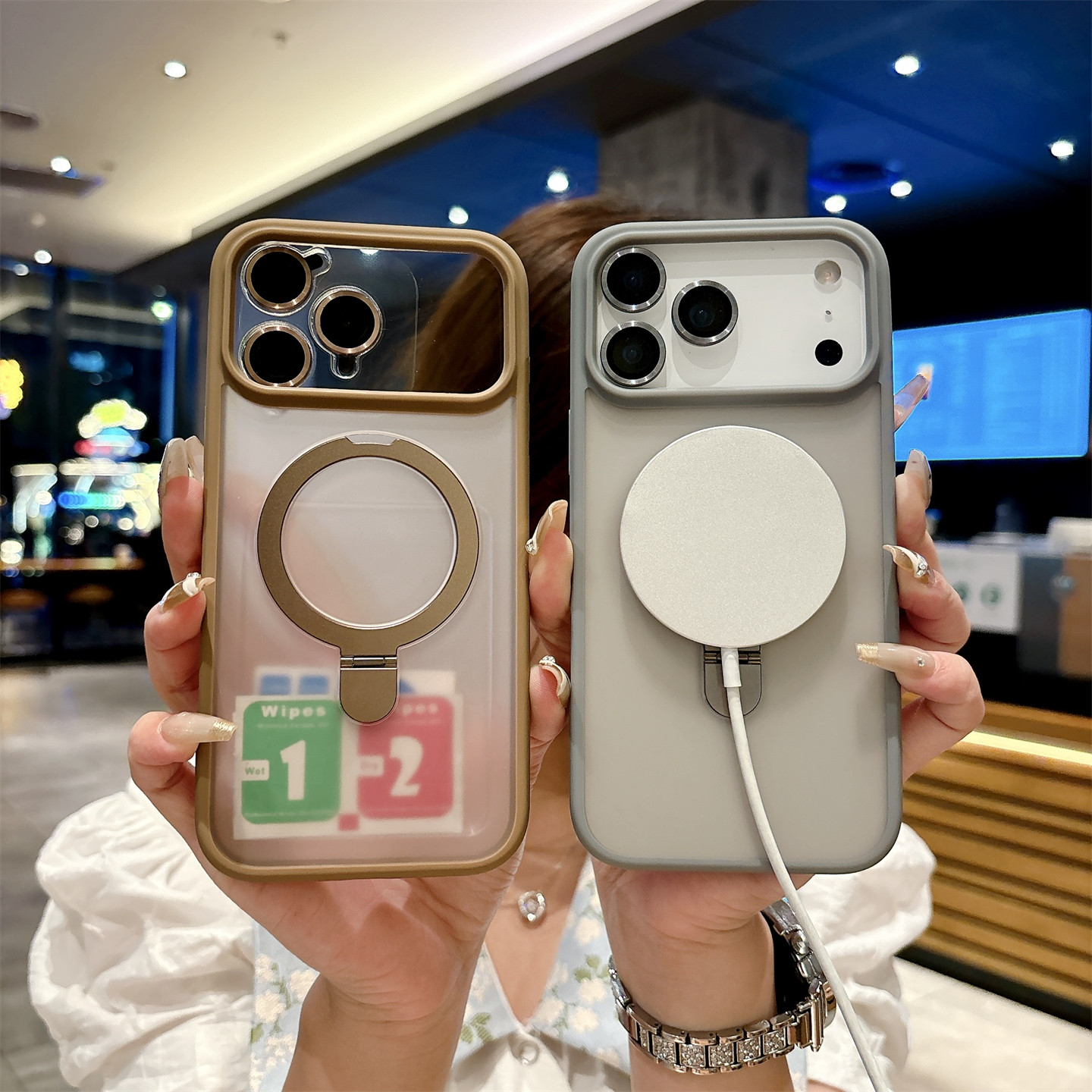适用iPhone17promax简约纯色磨砂半透明磁吸支架手机壳