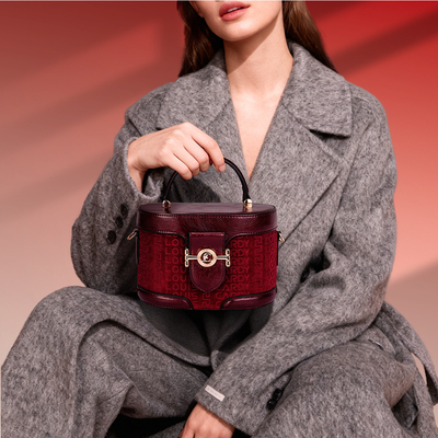 路易卡迪盒子包安可拉红小包时尚