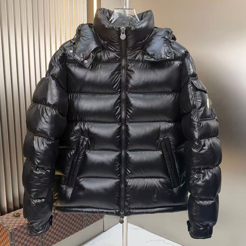 欧货高端2025加厚鹅绒蓬松短款羽绒服男亮面时尚保暖面包服外套