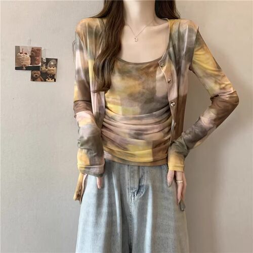 2025大码女装秋季新款微胖mm吊带背心外搭开衫渐变上衣独特两件套