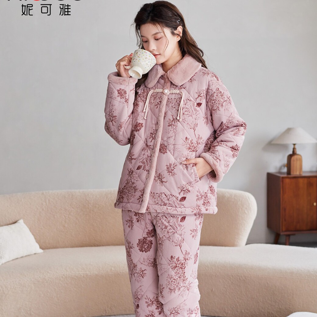 妮可雅睡衣冬季女士欧棉绒印花三层加厚珊瑚绒夹棉时尚保暖家居服