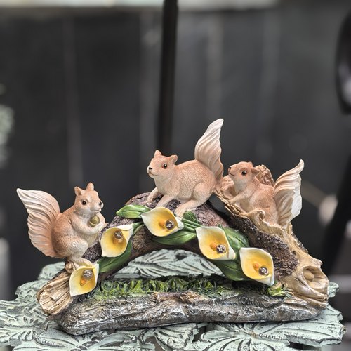 清仓尾货树脂工艺品松鼠摆件庭院装饰露台阳台户外摆件太阳能灯