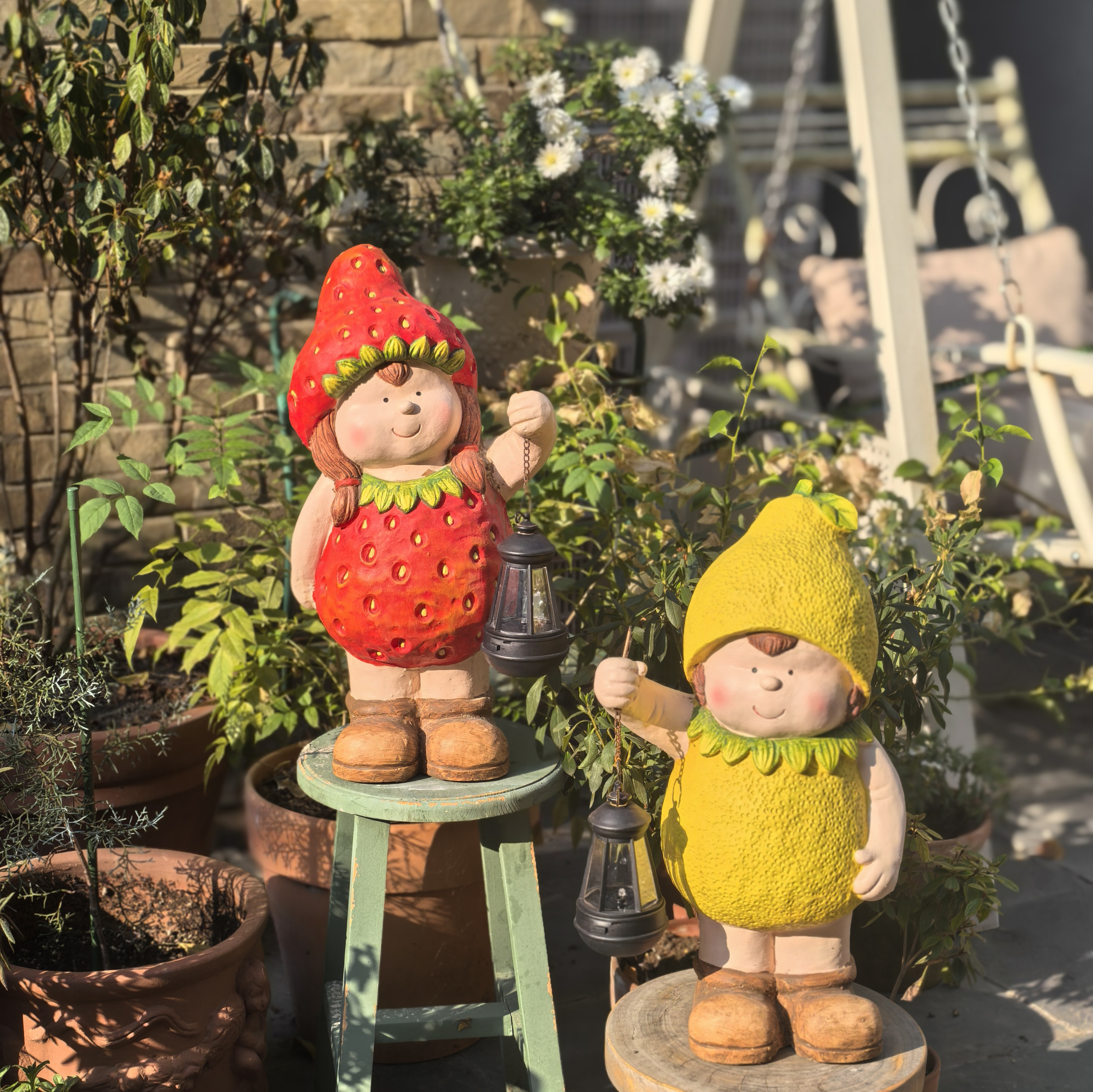 可插艾草香草莓女孩太阳能提灯氧化镁柠檬男孩花园装饰落地摆件