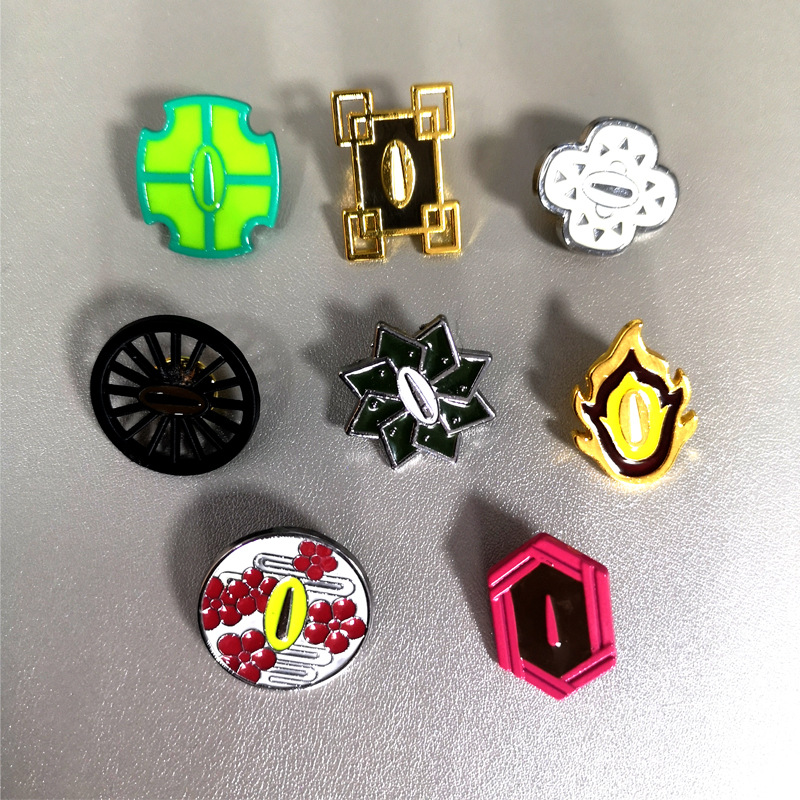 动漫周边摆件 鬼灭胸针 炭治郞祢豆子我妻善逸杏寿郞金属纪念徽章