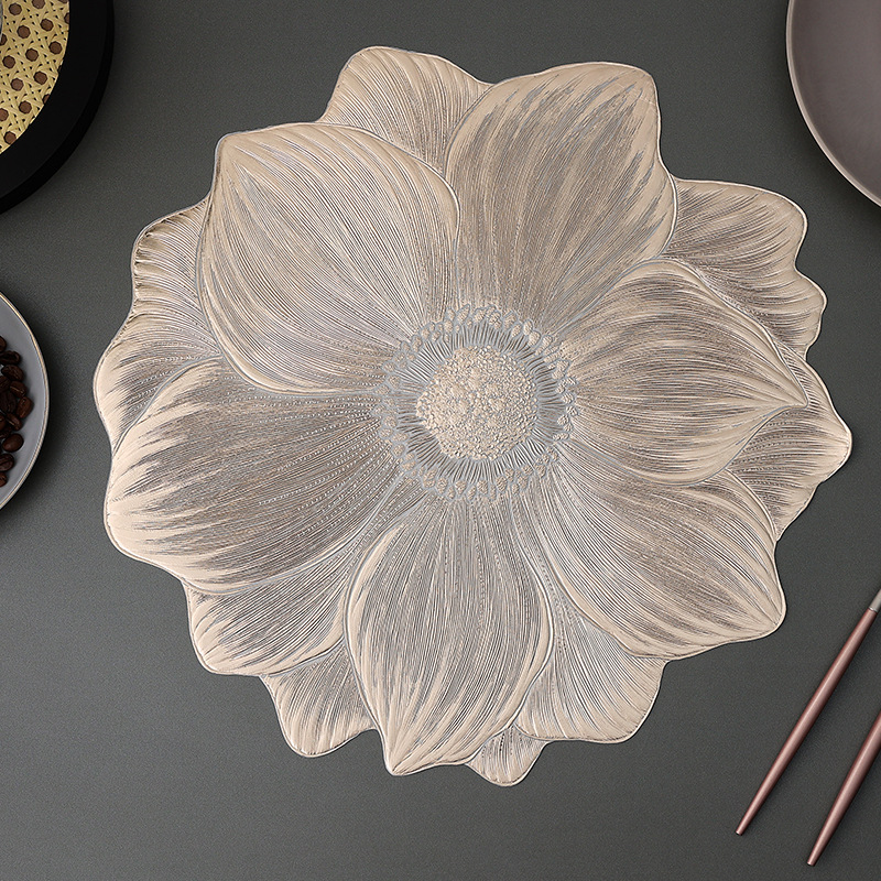 餐垫pvc实底烫金隔热餐桌垫抖音跨境亚马逊temu荷花向阳花西餐垫