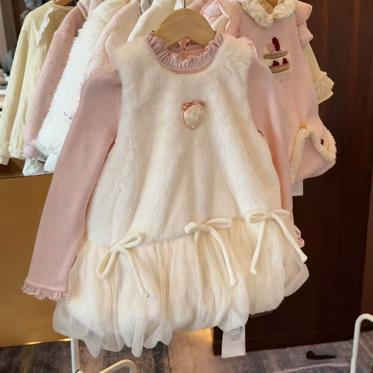 女童连衣裙秋冬宝宝周岁裙子公主裙女孩洋气蝴蝶结毛绒背心裙套装,童装/婴儿装/亲子装,连衣裙,淘宝优惠券,粉丝福利购,淘宝优惠卷